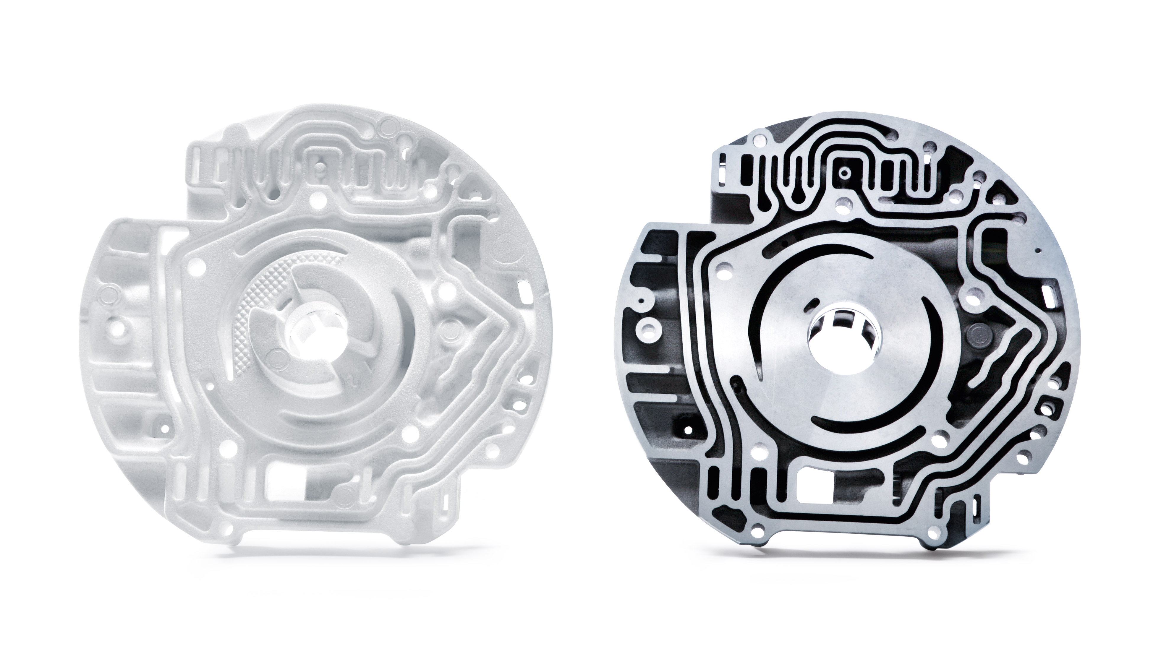 A white technical molded part as a cluster for Lost Foam processes and a metal casting
